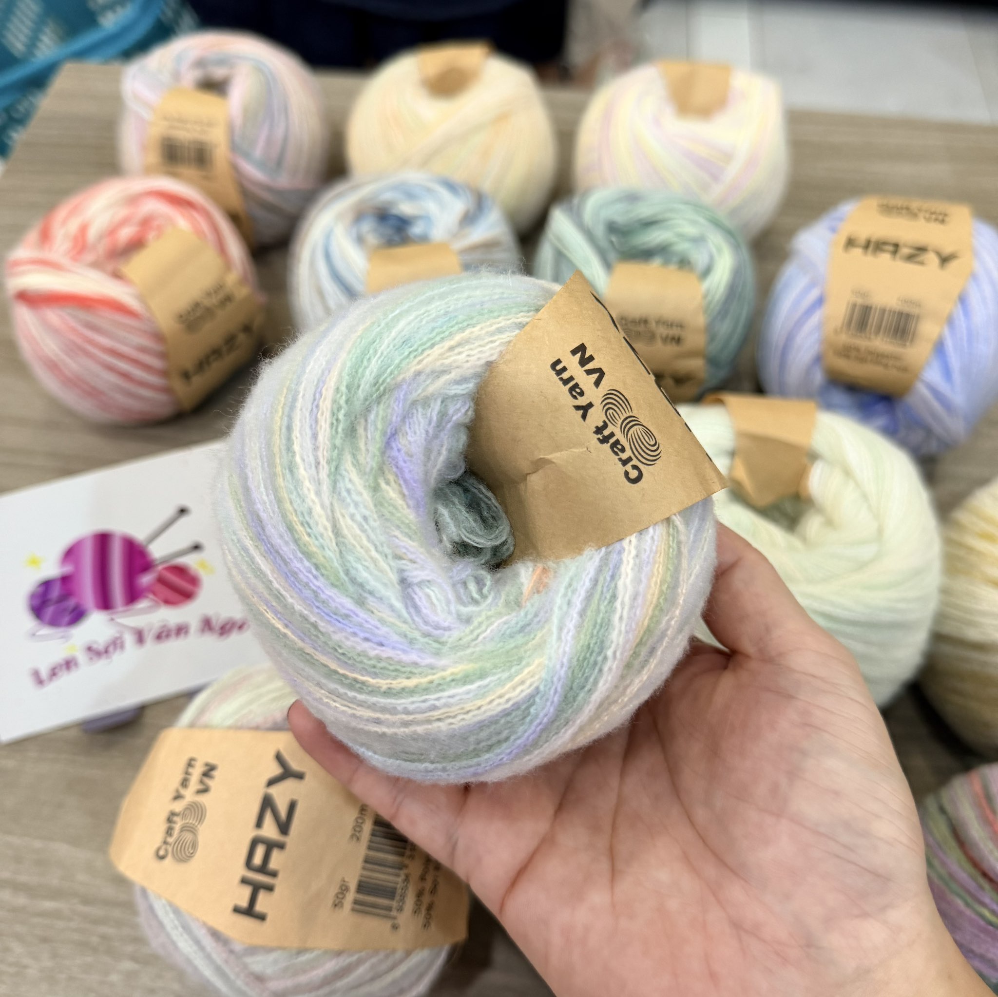 Len HAZY Craftyarn VN (cuộn 50gr) (26334)