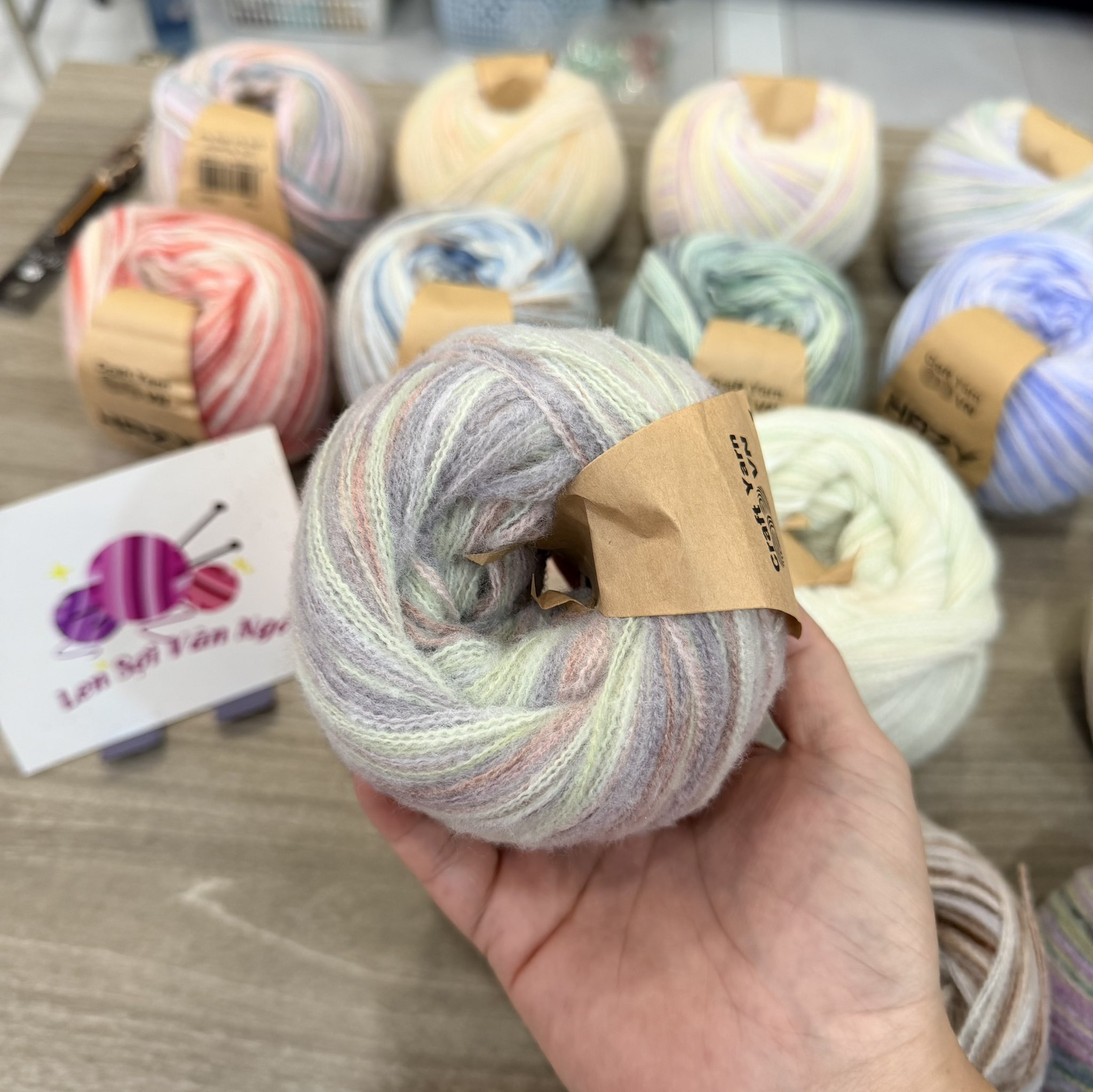 Len HAZY Craftyarn VN (cuộn 50gr) (26334)