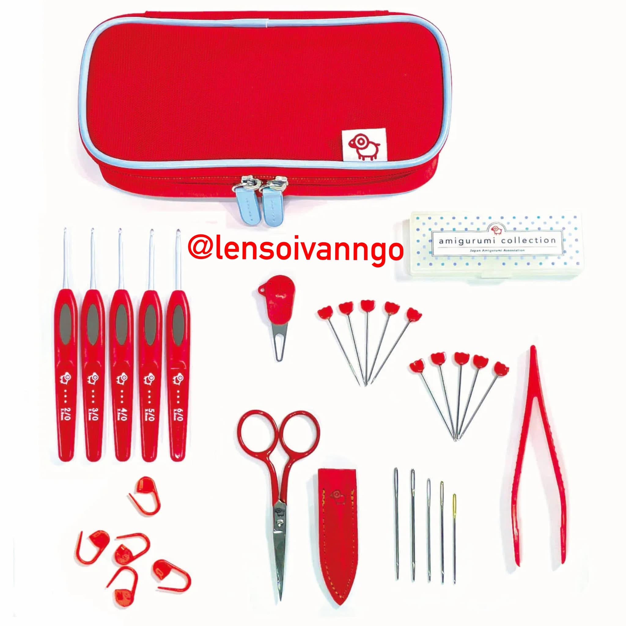 Bộ kim móc Clover đỏ phiên bản giới hạn