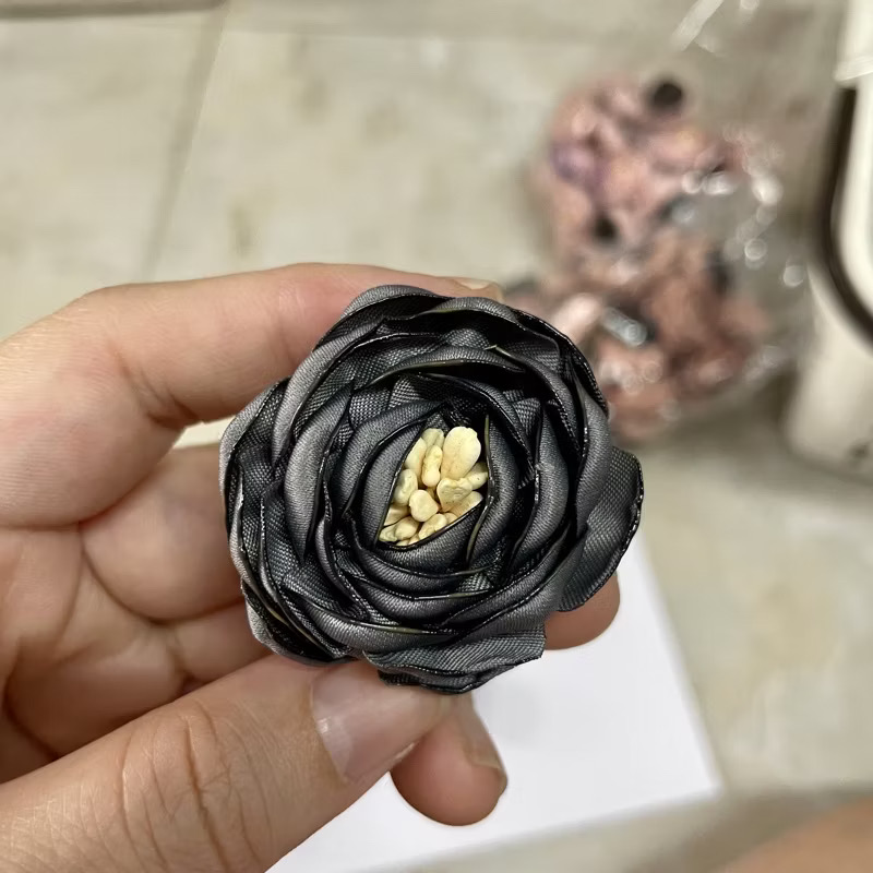 Combo 2c Hoa vải V15 trang trí nón/túi xách (26113)