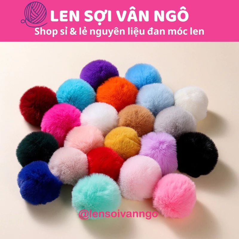 Cục bông gắn chóp mũ hoặc trang trí túi xách