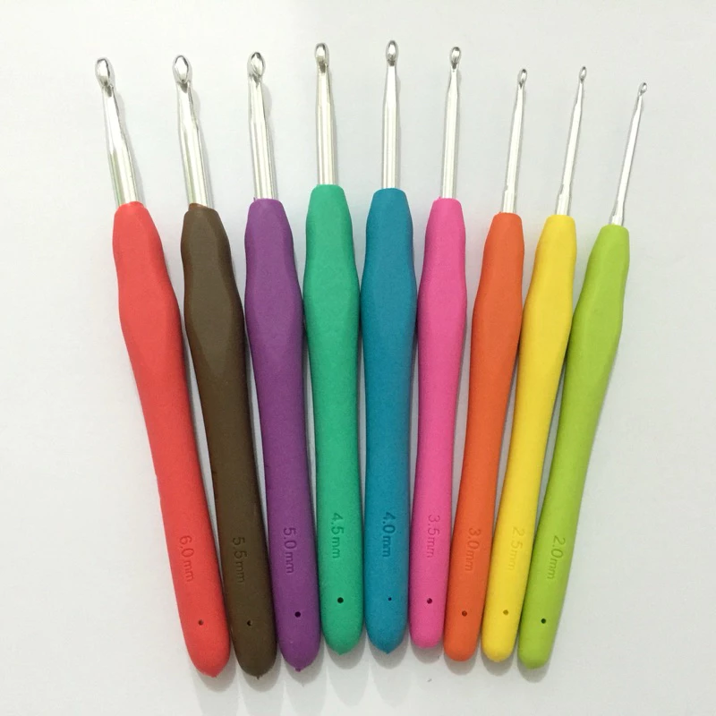 Bộ kim móc cán dẻo nhiều màu 9 cây (2mm-6mm) (26001)