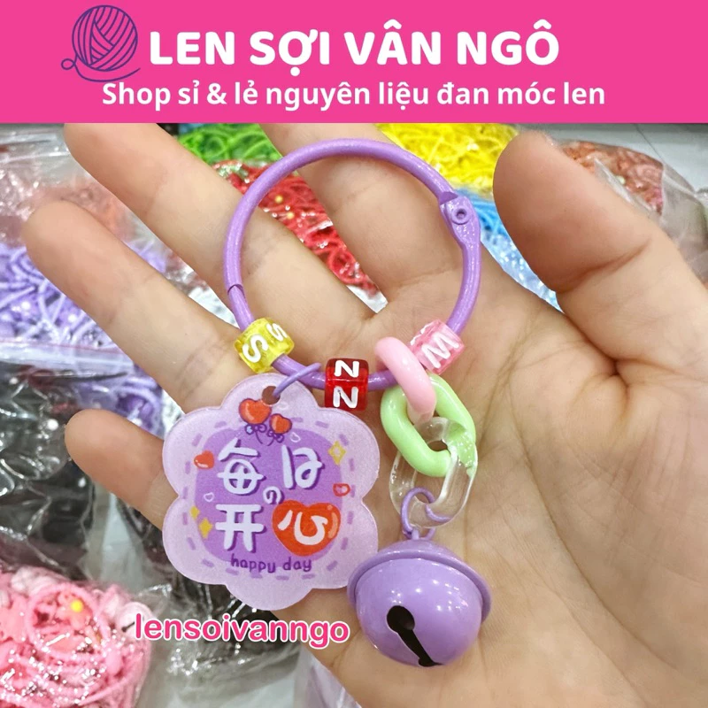Móc khoá hoa/chữ/lục lạc trang trí (26071)
