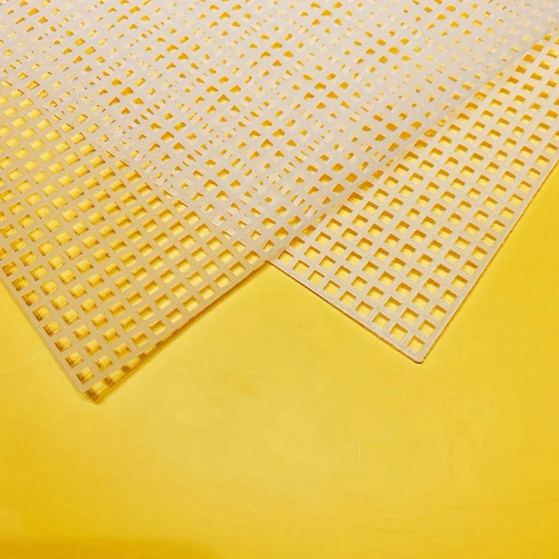 PK túi: Canvas lỗ vuông 40x60cm (lỗ to) (26186)