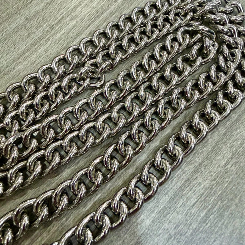 PK túi: dây xích màu bạc dài 1.1m (hàng đẹp) (26171)