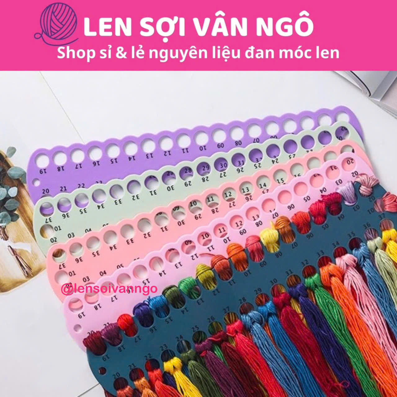 Bảng nhựa quấn chỉ dùng để làm bảng màu (giao màu ngẫu nhiên) (26046)