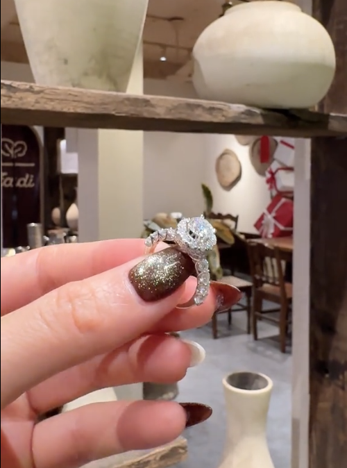 Nhẫn nữ sre132a chủ moissanite 6.3 mm