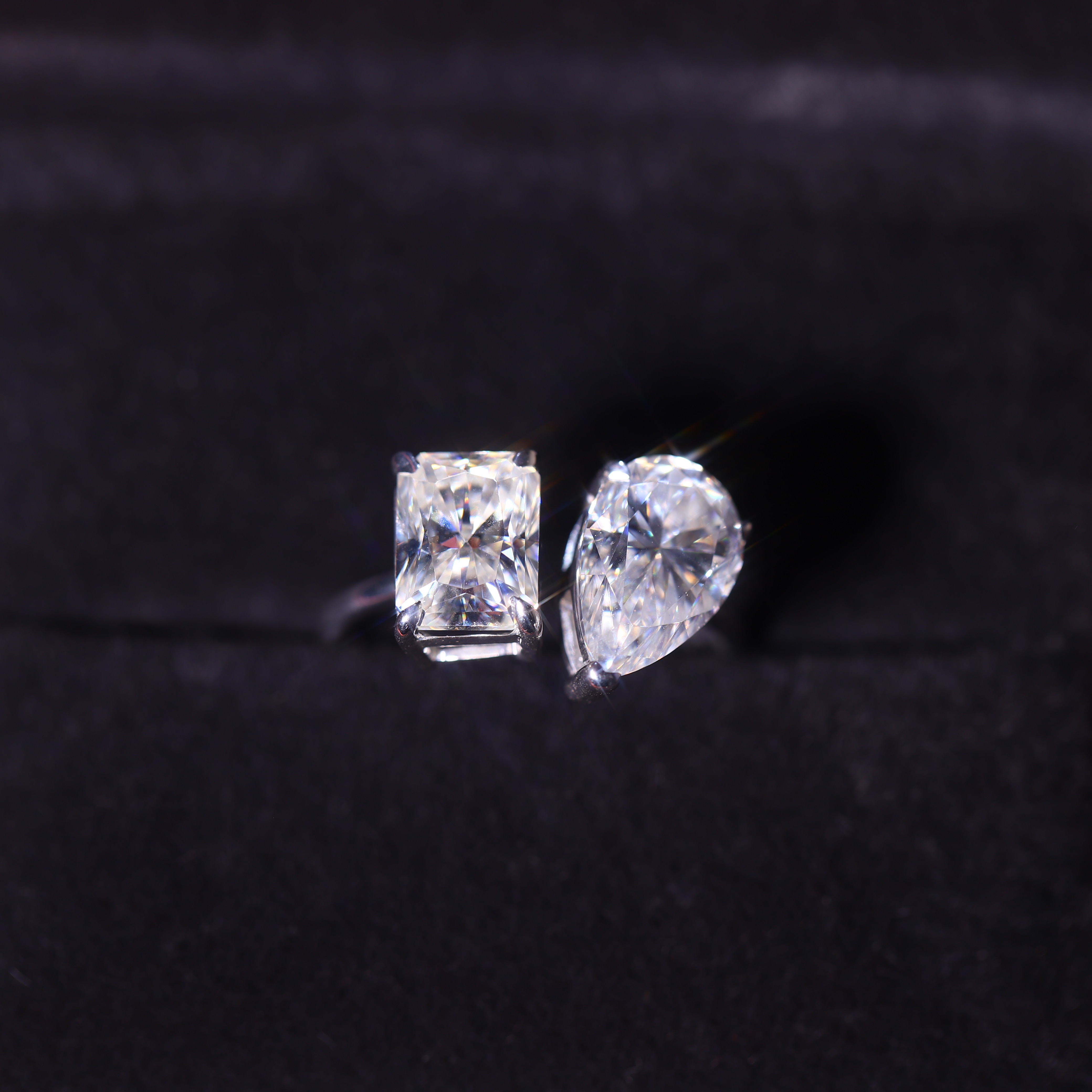 Nhẫn Hai Viên Chủ Đai Trơn- Toi Ét Moi Ring FULL MOISSANITE  - HP01