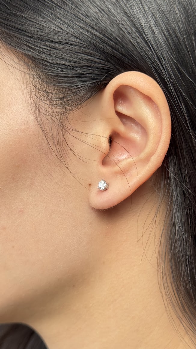 Bông tai 6 chấu Chốt ren see103a ổ 4,0mm