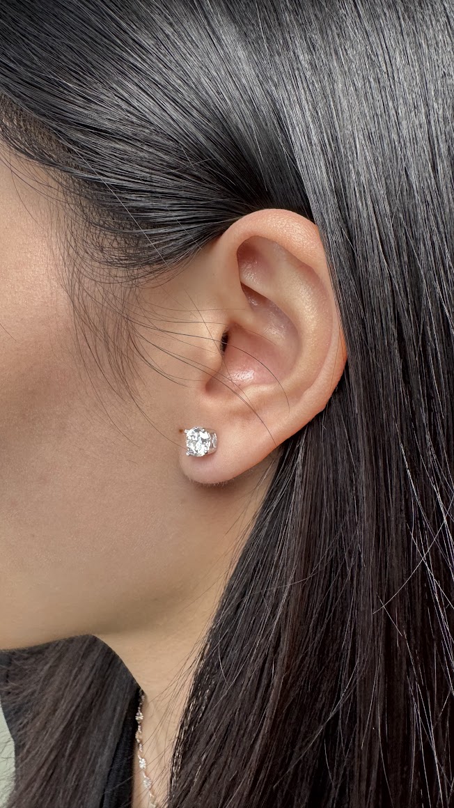 Bông tai 4 chấu Chốt ren see101v1 ổ 5,0mm