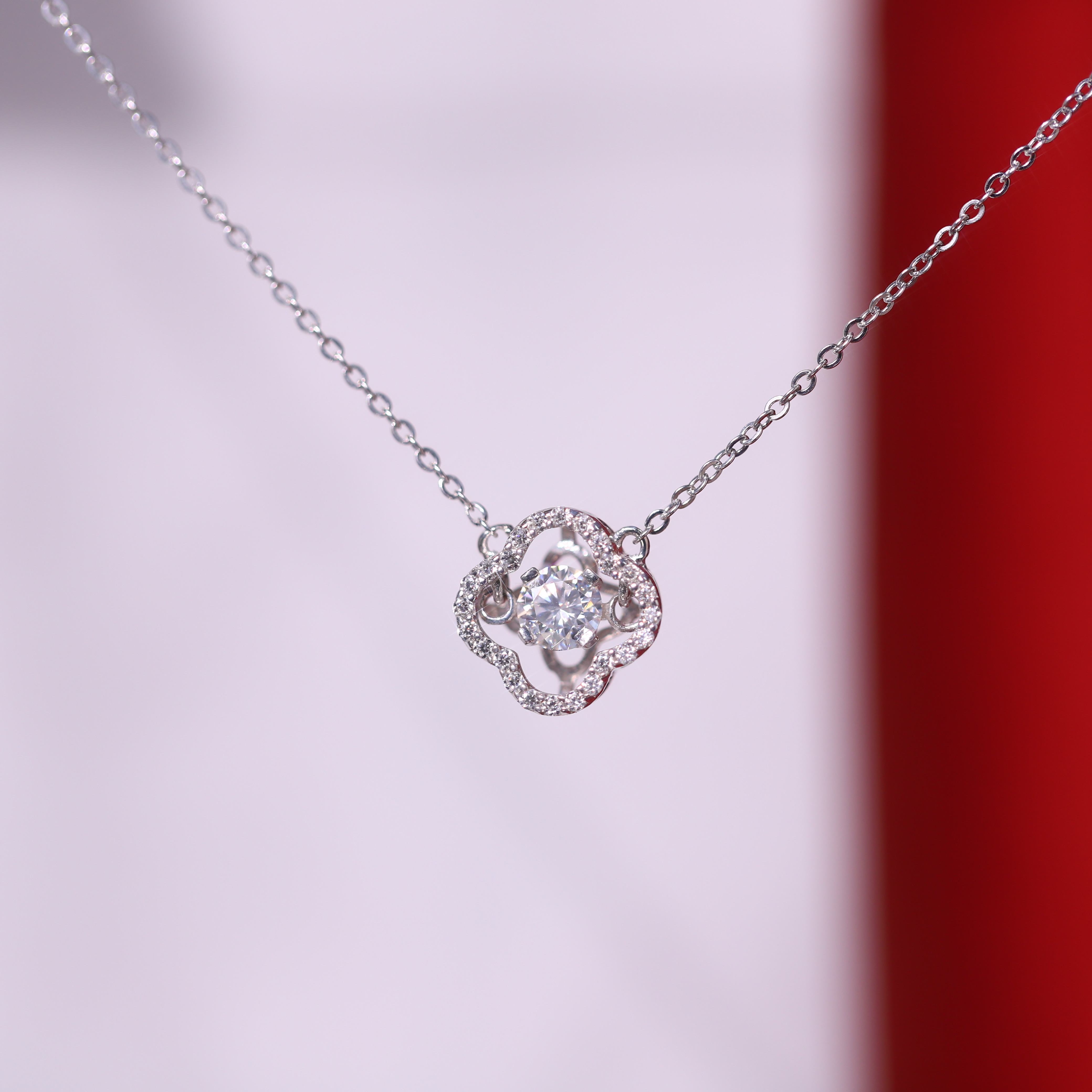 Dây Chuyền Đá Nhảy FULL MOISSANITE Viên Chủ 5 Li - SNE131V1