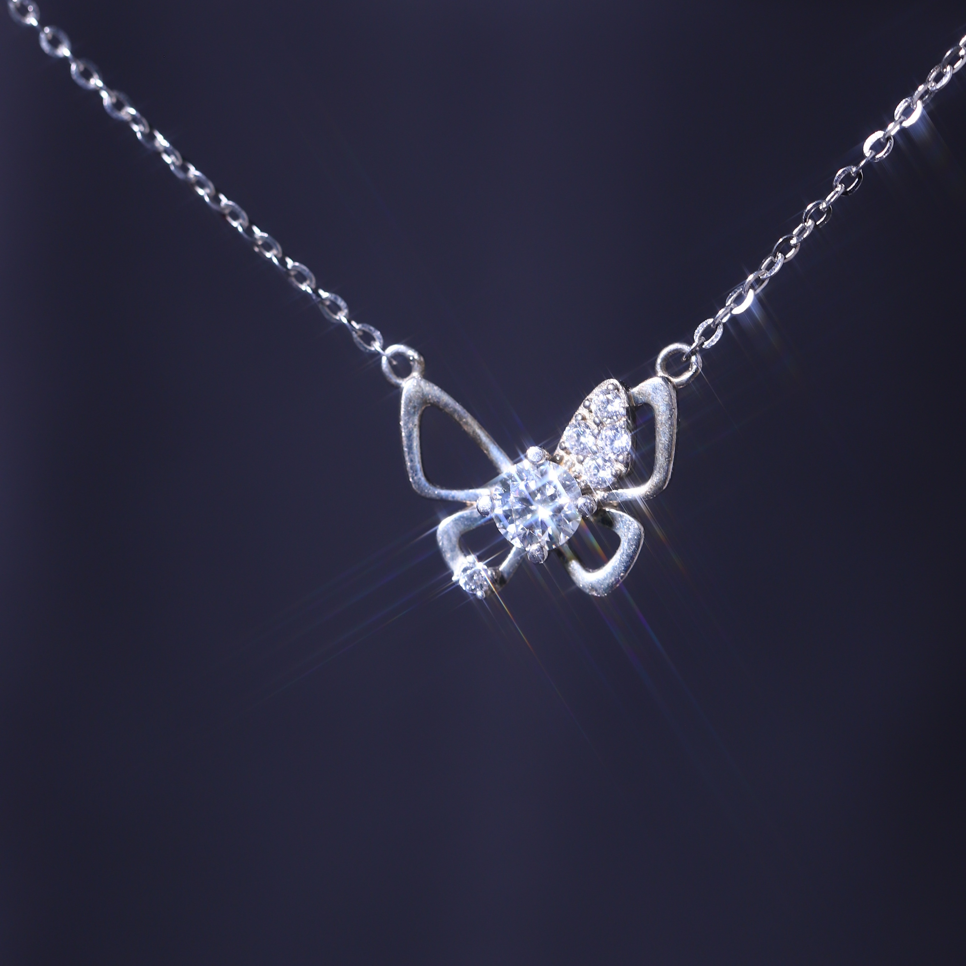 Dây Chuyền Hồ Điệp FULL MOISSANITE - SNE210