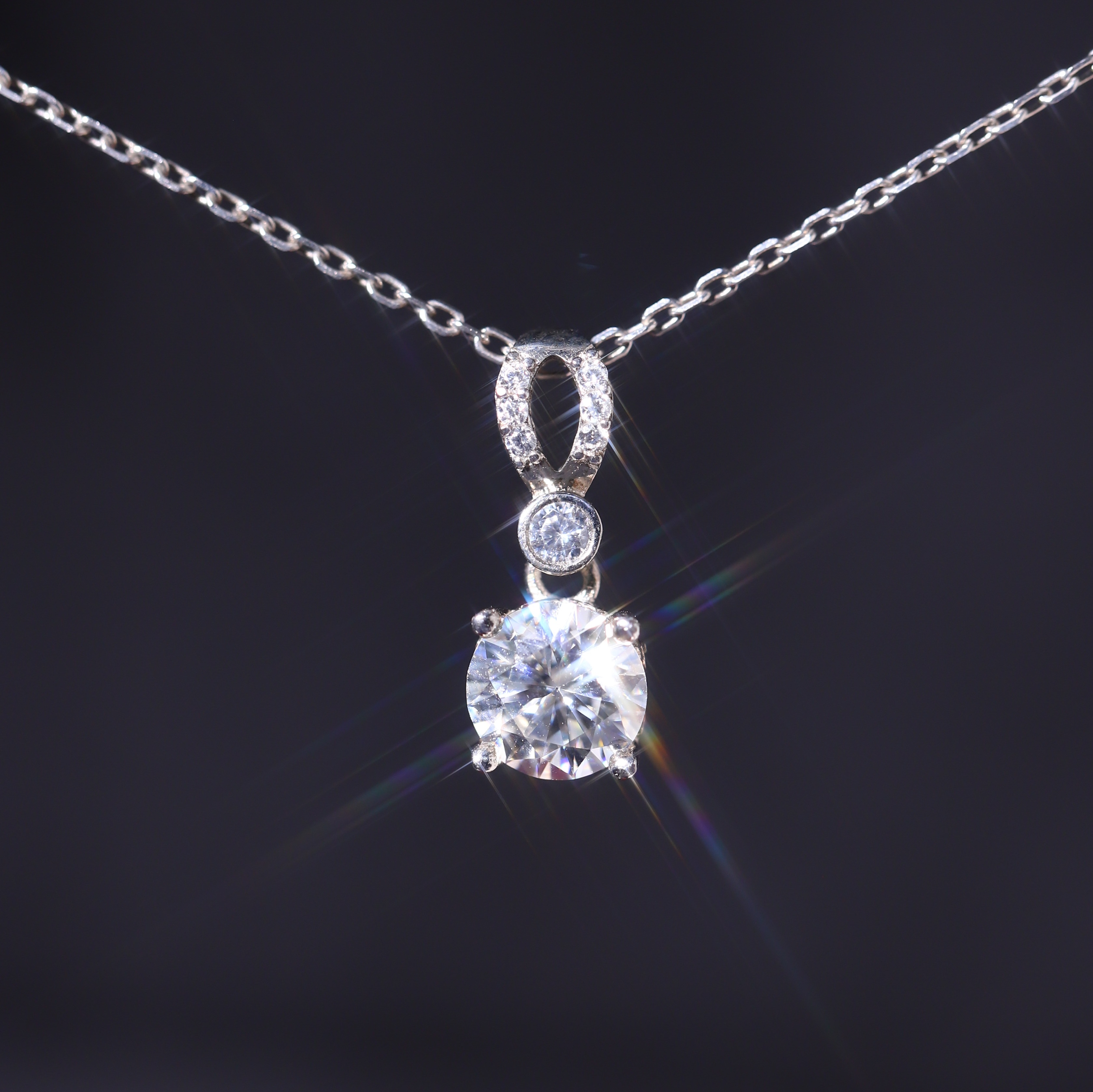 Mặt Dây Dolitaire FULL MOISSANITE Viên Chủ 6.5Li -  SPE212