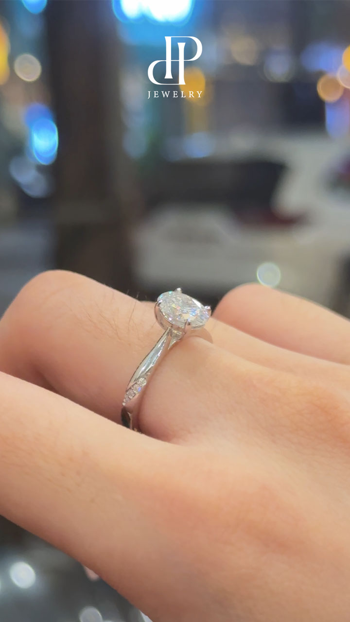 HPJ Ánh Ngọc – Viên chủ OVAL 6*8 thiết kế tối giản FULL MOISSANITE - SRE316