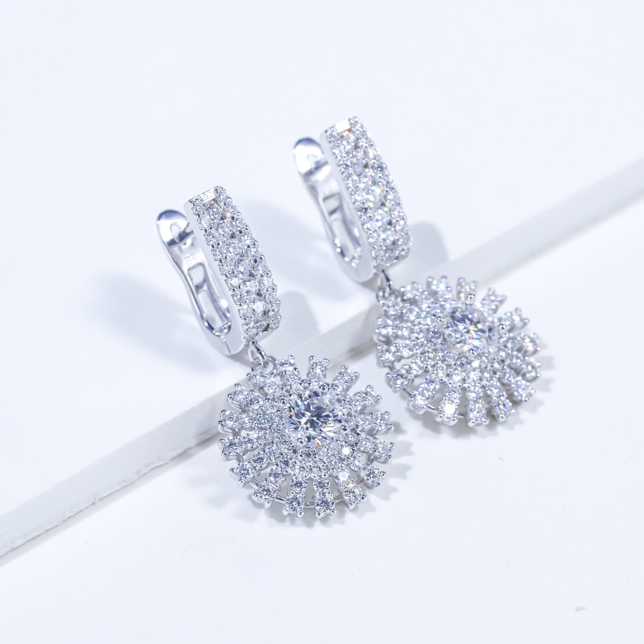 Bông tai thả Chốt bật see141 ổ 5mm