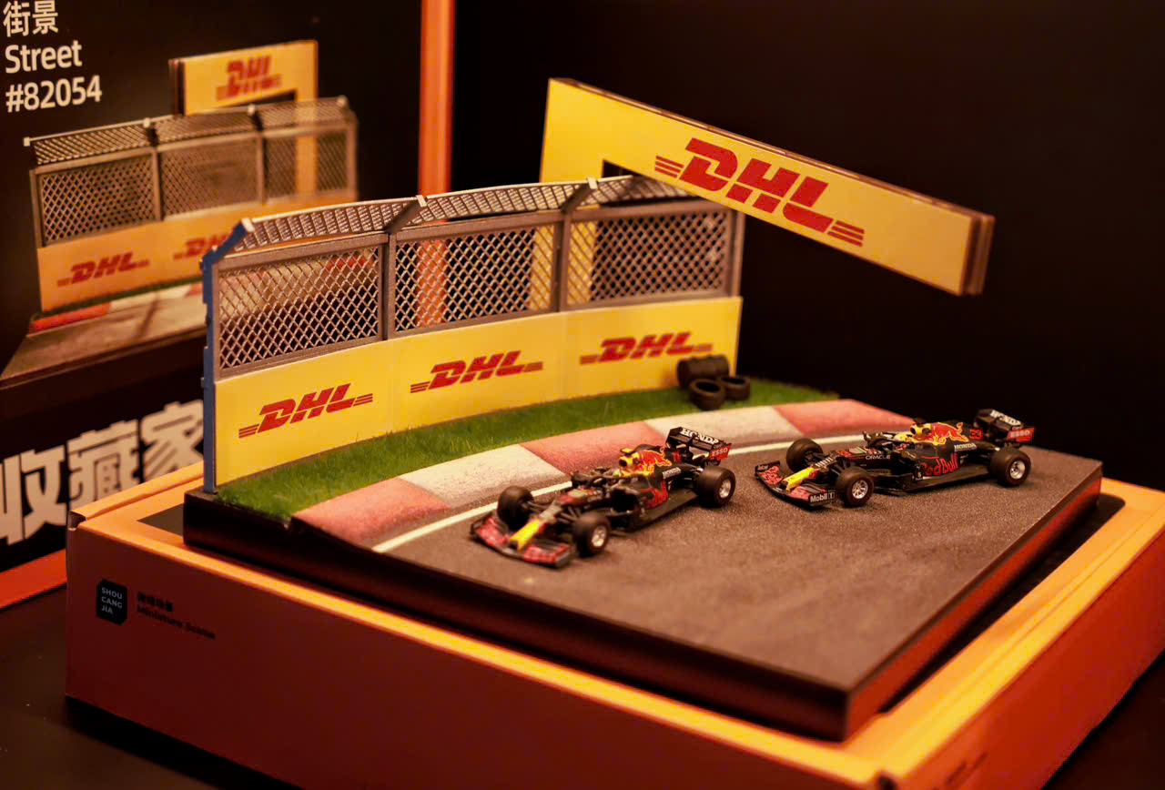 Mô Hình F1 track corner scene phong cách motorsport