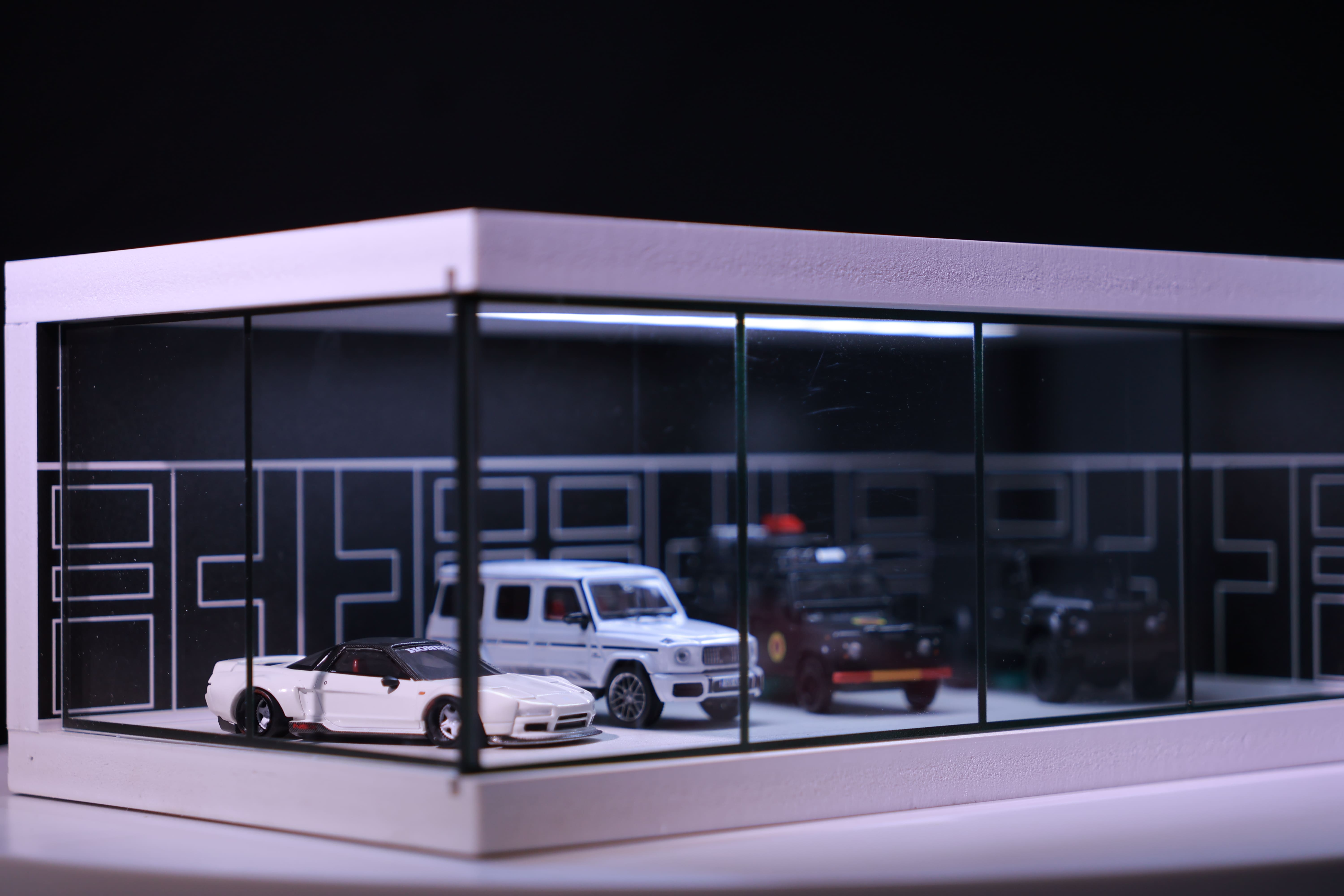 Mô hình Diorama 1:64 Showroom Xe Có Đèn LED - Trưng Bày Sang Trọng GRE911LED-23