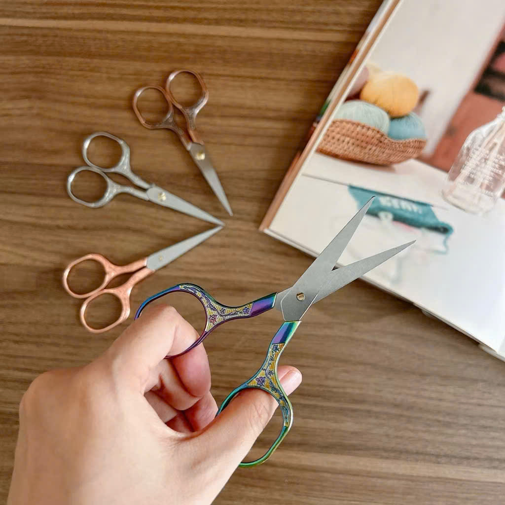 Kéo Cắt Len Handmade Mini – Kéo sắc và kéo hạc nhiều màu