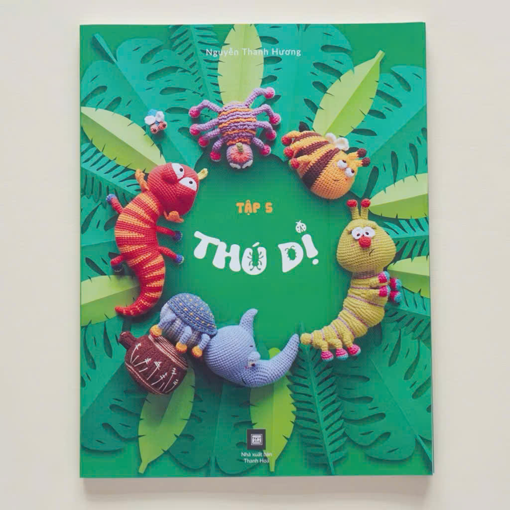 Seri Thú Dị, sách hướng dẫn móc thú bông Amigurumi