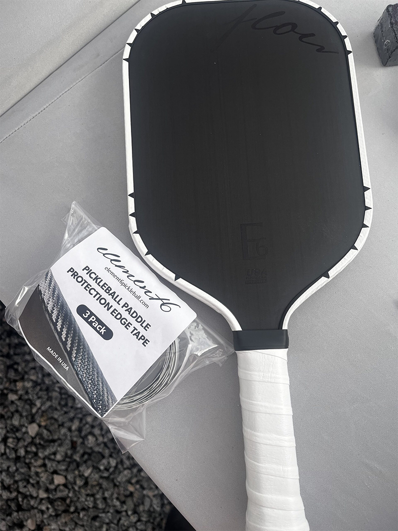 Vợt pickleball có Edge Guard bảo vệ chu vi mặt vợt
