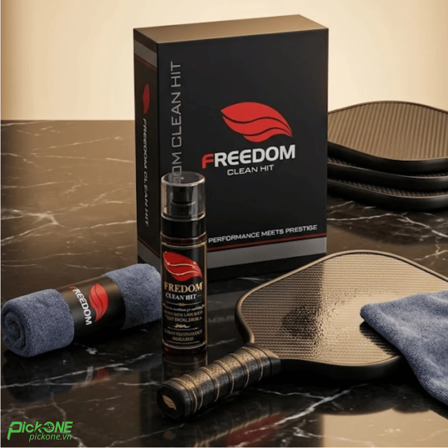 Vệ sinh mặt vợt freedom