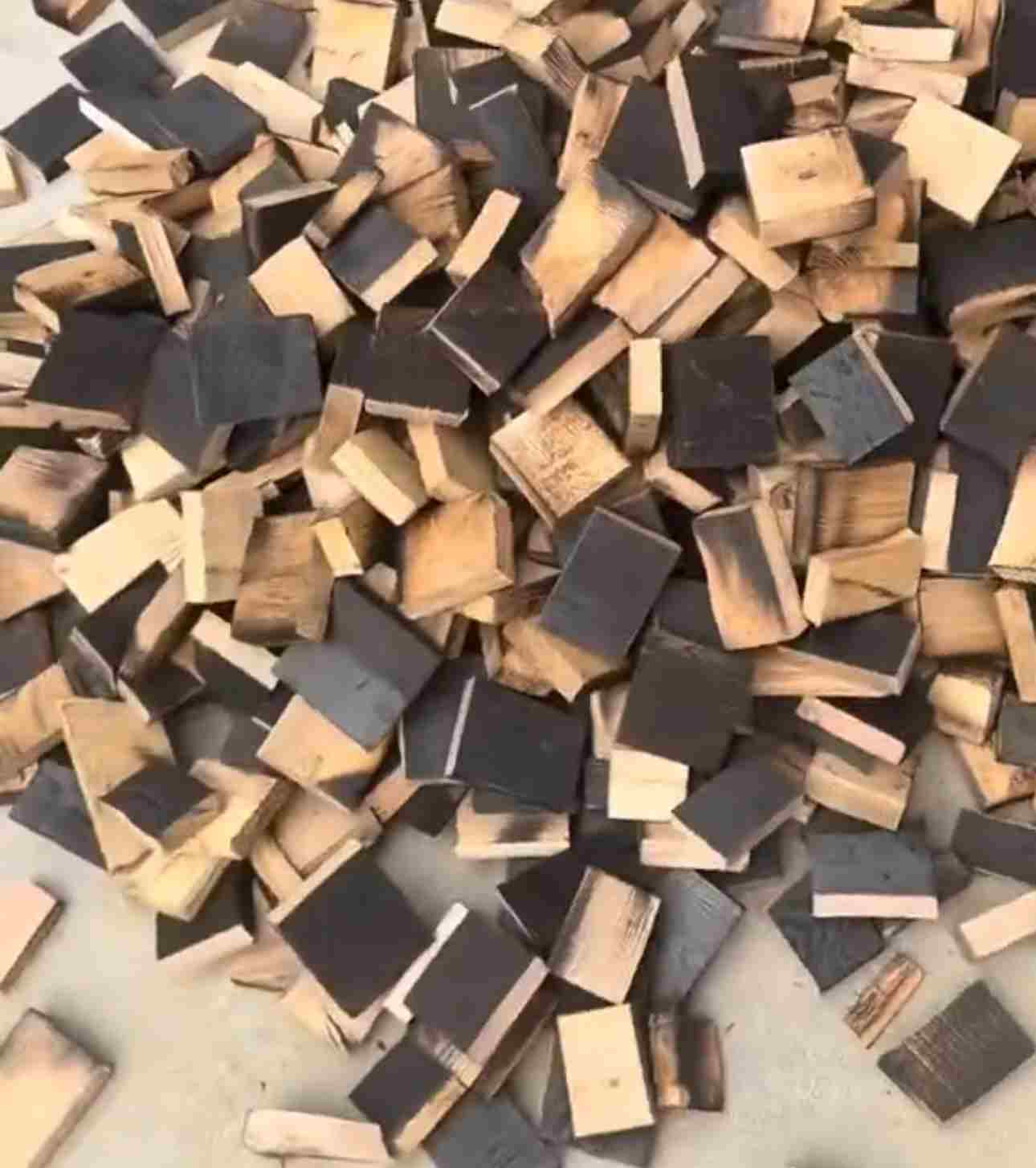Vụn Gỗ Sồi Ngâm Rượu Có Tốt Không? Sự Thật Bạn Cần Biết