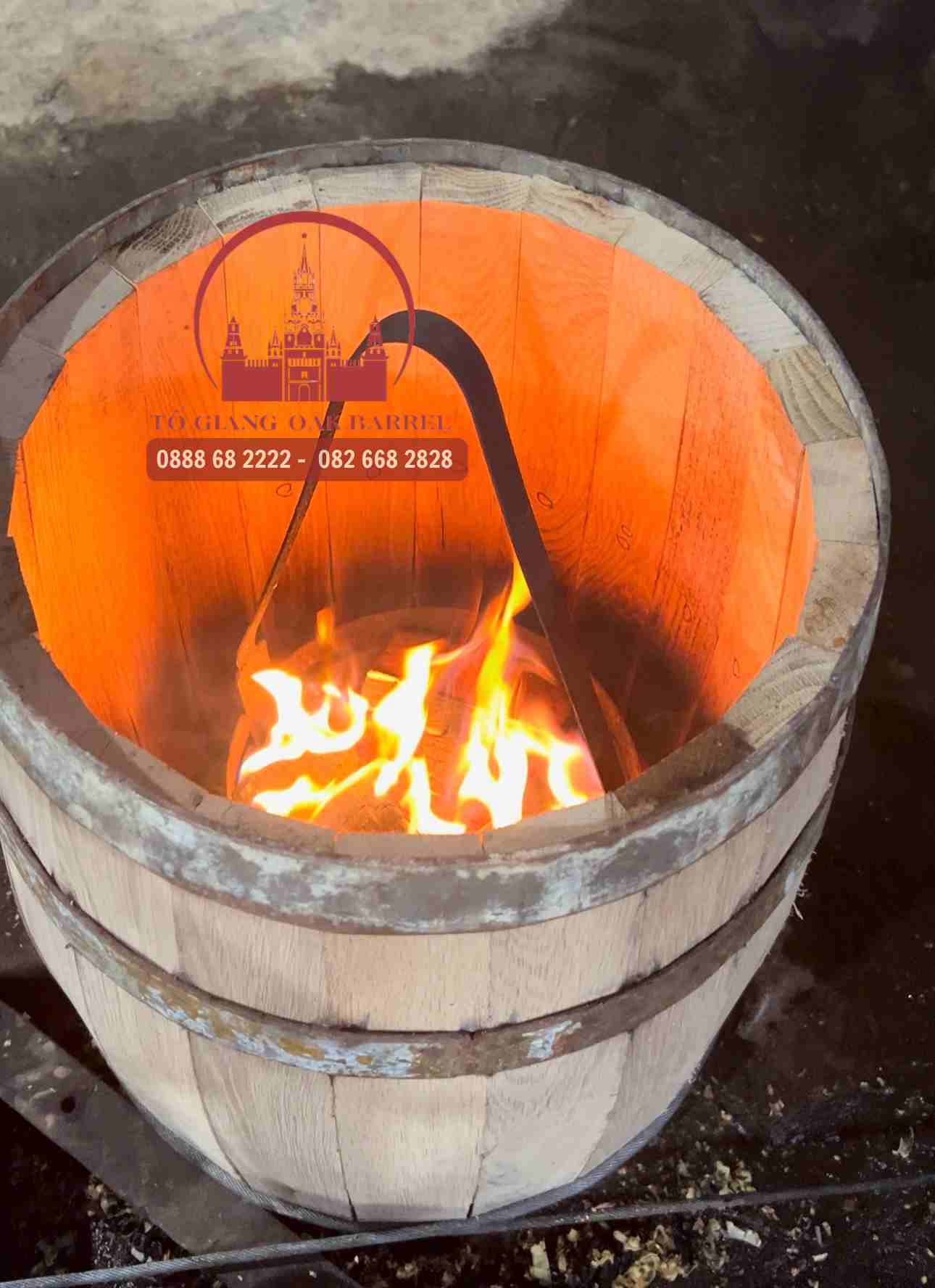Cận cảnh thùng gỗ sồi 100 lít được sản xuất thủ công tại Đồ Gỗ Tố Giang