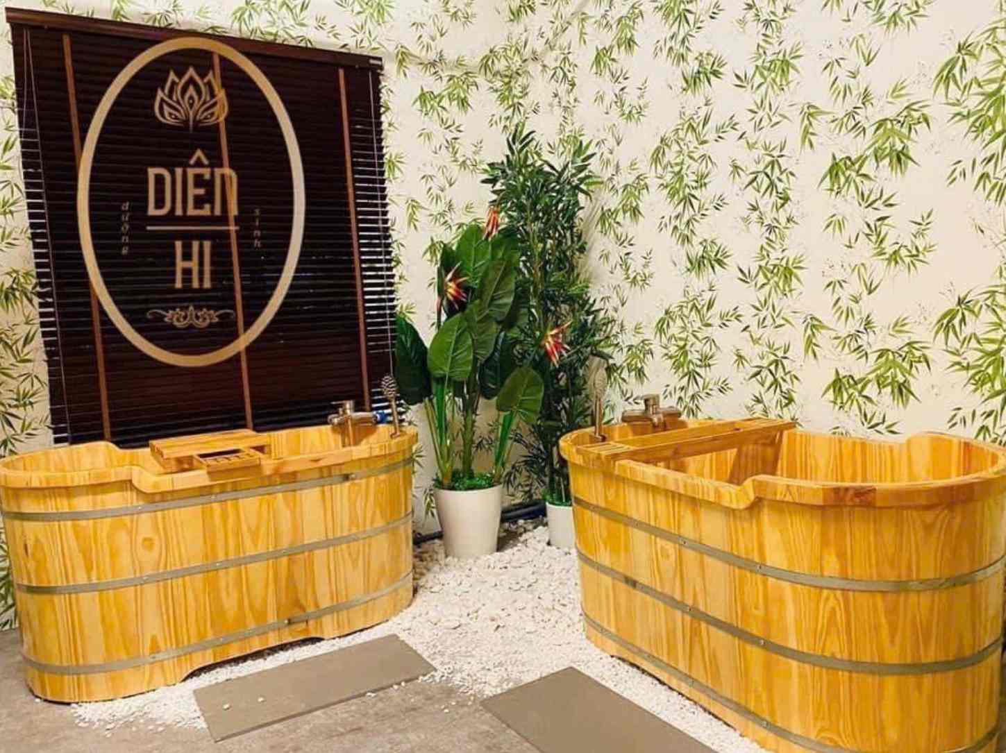 bồn tắm gỗ thông giá rẻ