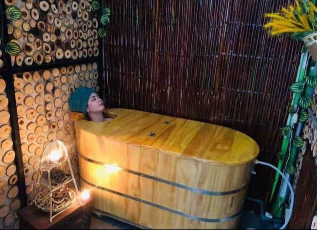 bồn gỗ xông hơi