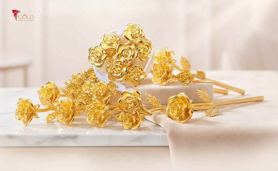 03/08/2026 VÀNG BỨT PHÁ NHỜ GIÁ DẦU LAO DỐC VÀ ĐỒNG USD SUY YẾU, NHƯNG TUẦN DỮ LIỆU VIỆC LÀM MỸ VẪN ĐANG RÌNH RẬP PHÍA TRƯỚC