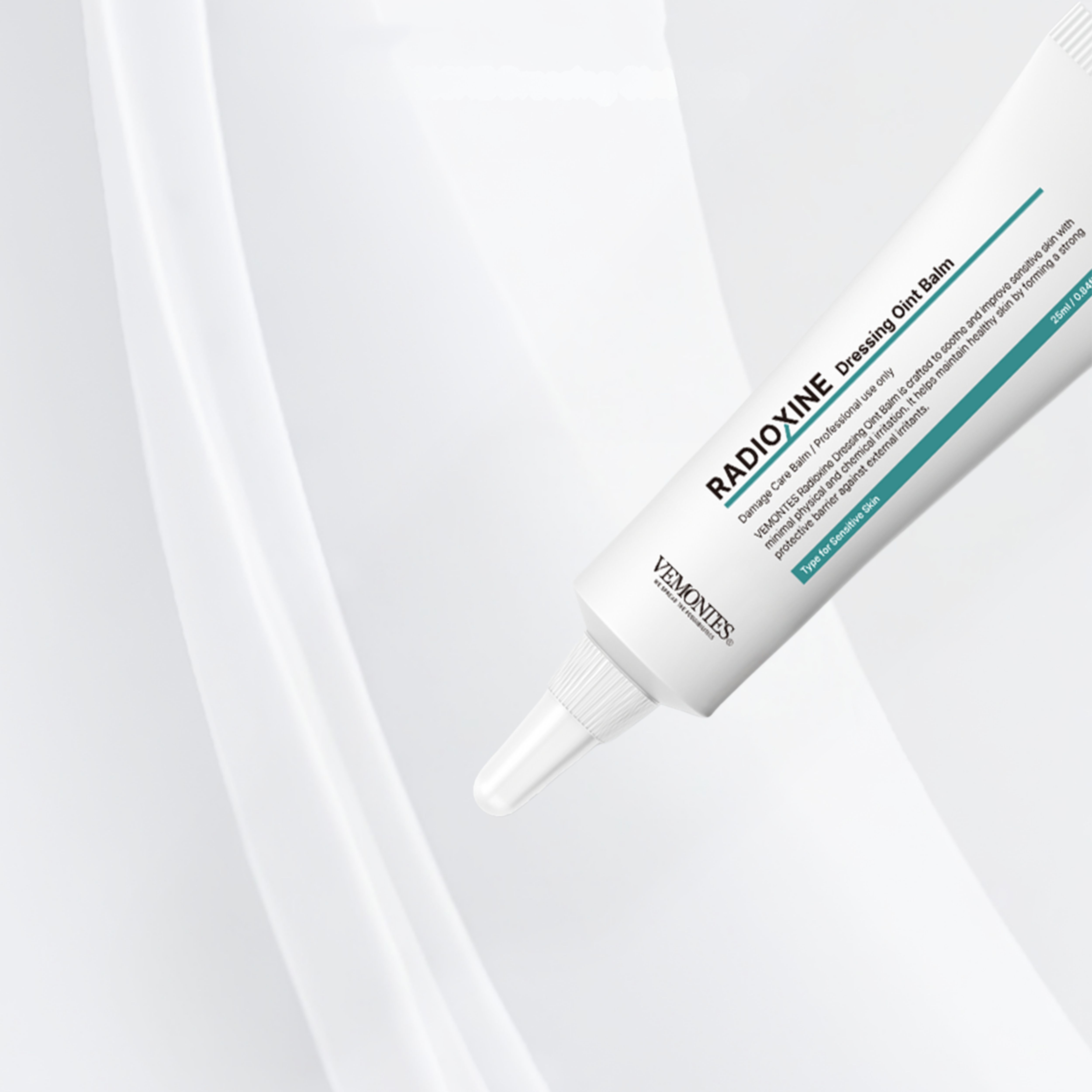 Balm phục hồi & bảo vệ da nhạy cảm, giải pháp “cấp cứu” làn da yếu RADIOXINE OINT BALM