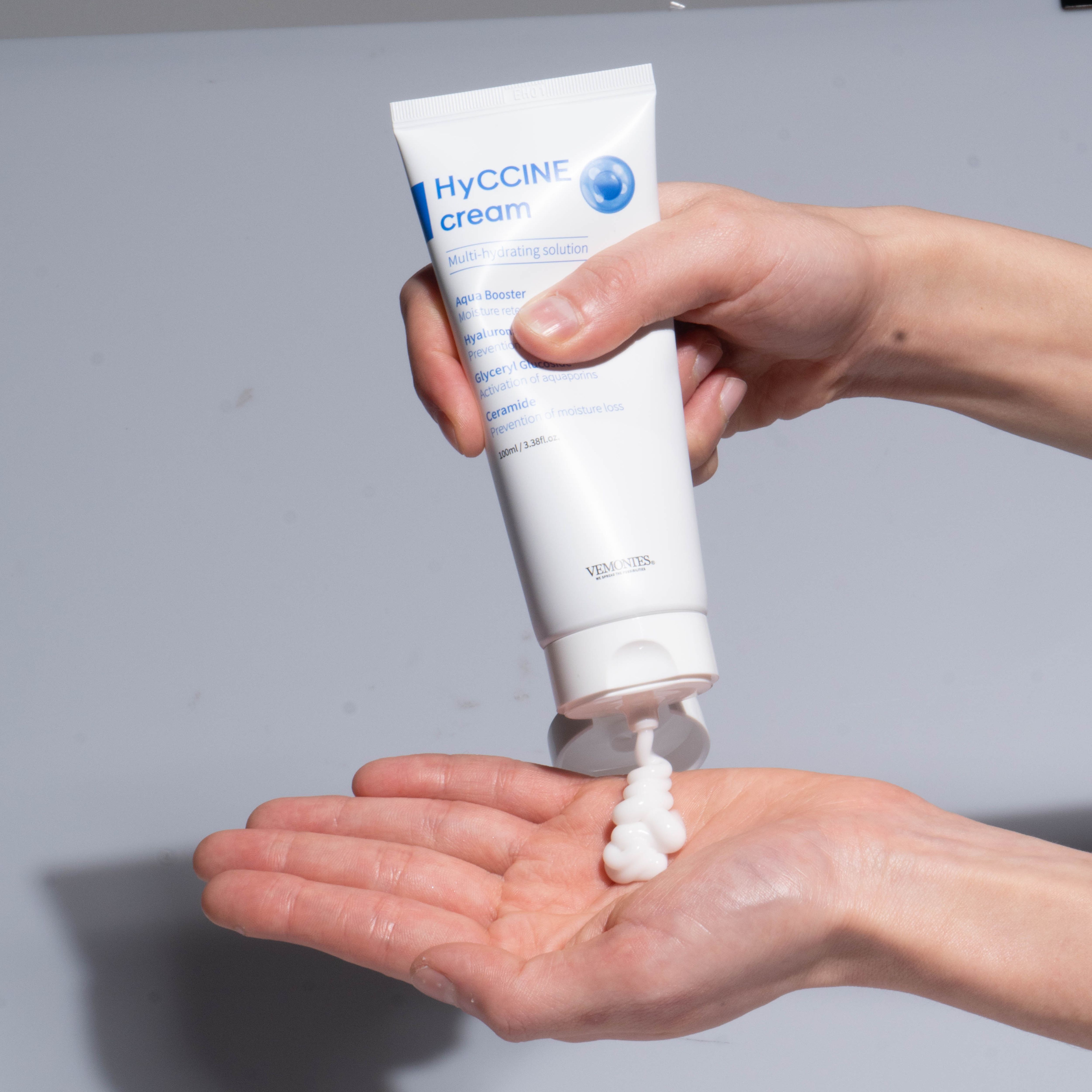 Kem dưỡng cấp ẩm đa tầng, dưỡng sáng & cải thiện nếp nhăn cho làn da căng bóng MULTI HYDRATING SOLUTION – HYCCINE CREAM