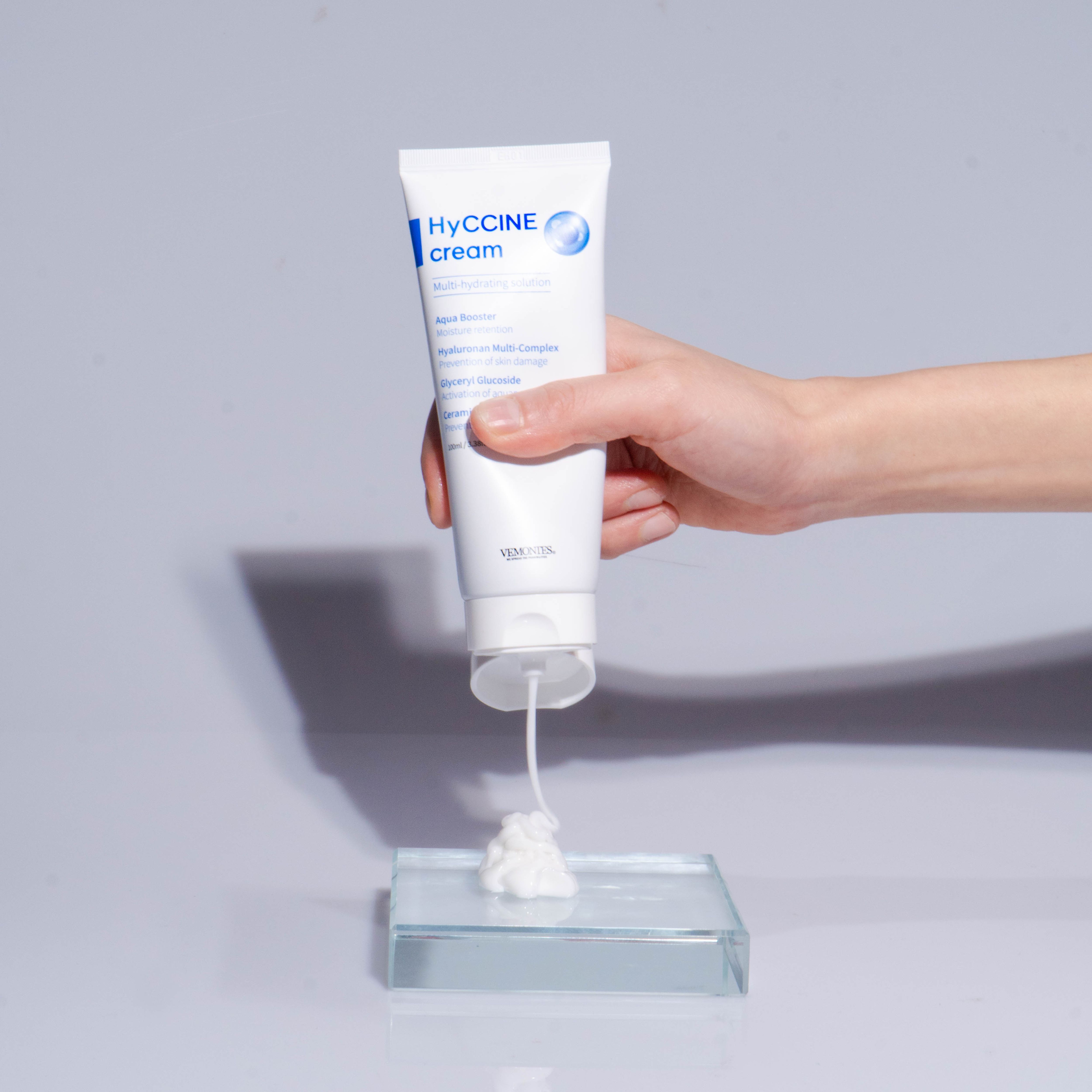 Kem dưỡng cấp ẩm đa tầng, dưỡng sáng & cải thiện nếp nhăn cho làn da căng bóng MULTI HYDRATING SOLUTION – HYCCINE CREAM