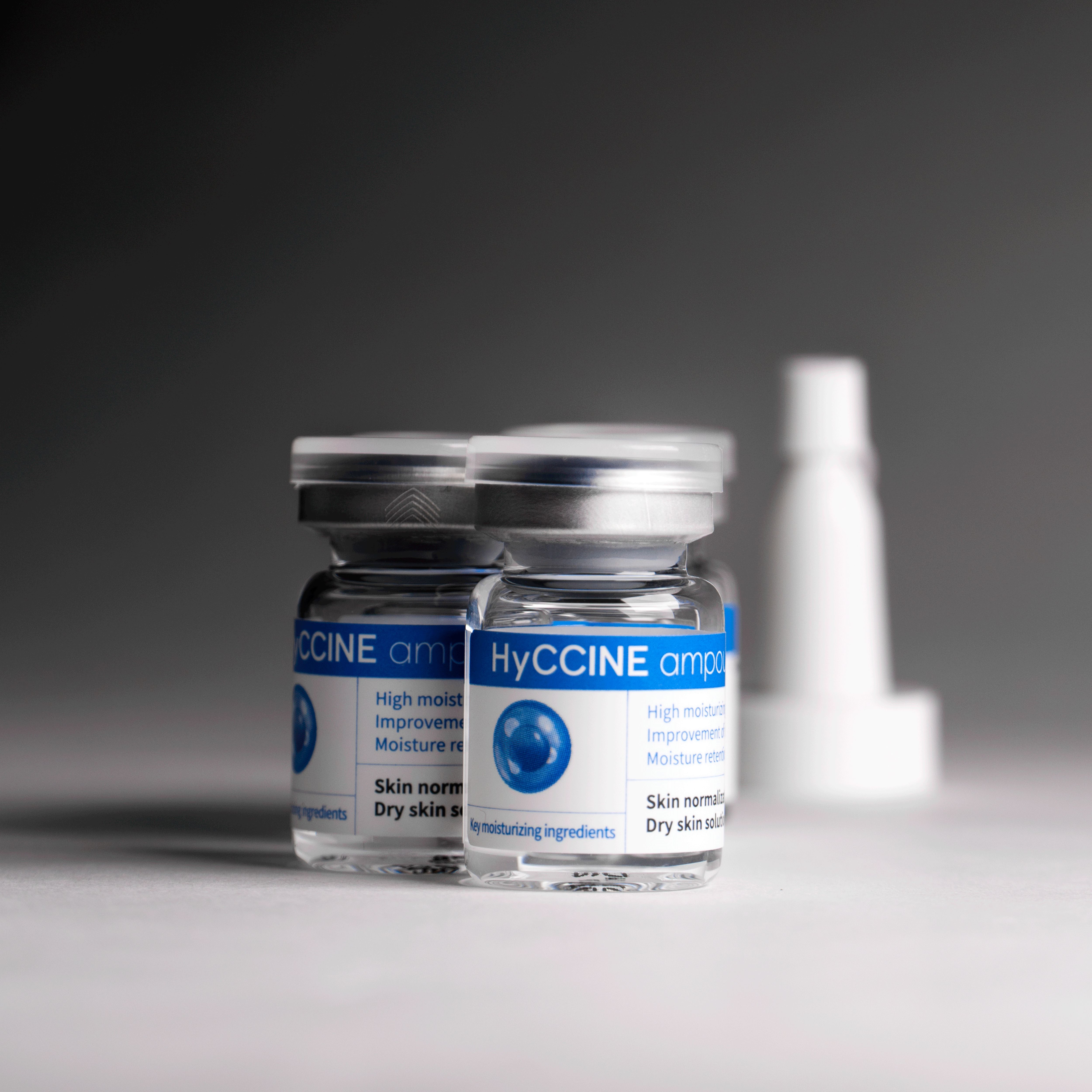 Ampoule 2 bước – cấp ẩm sâu, phục hồi & khóa ẩm tối đa cho làn da căng bóng HYCCINE AMPOULE
