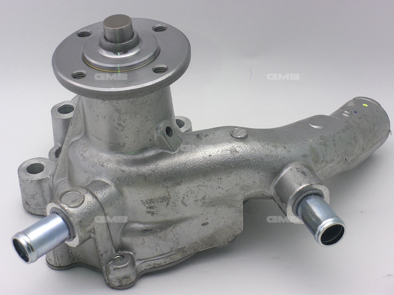 GWT72A - Bơm Nước Toyota LAND CRUISER 4.0 80-93 GMB