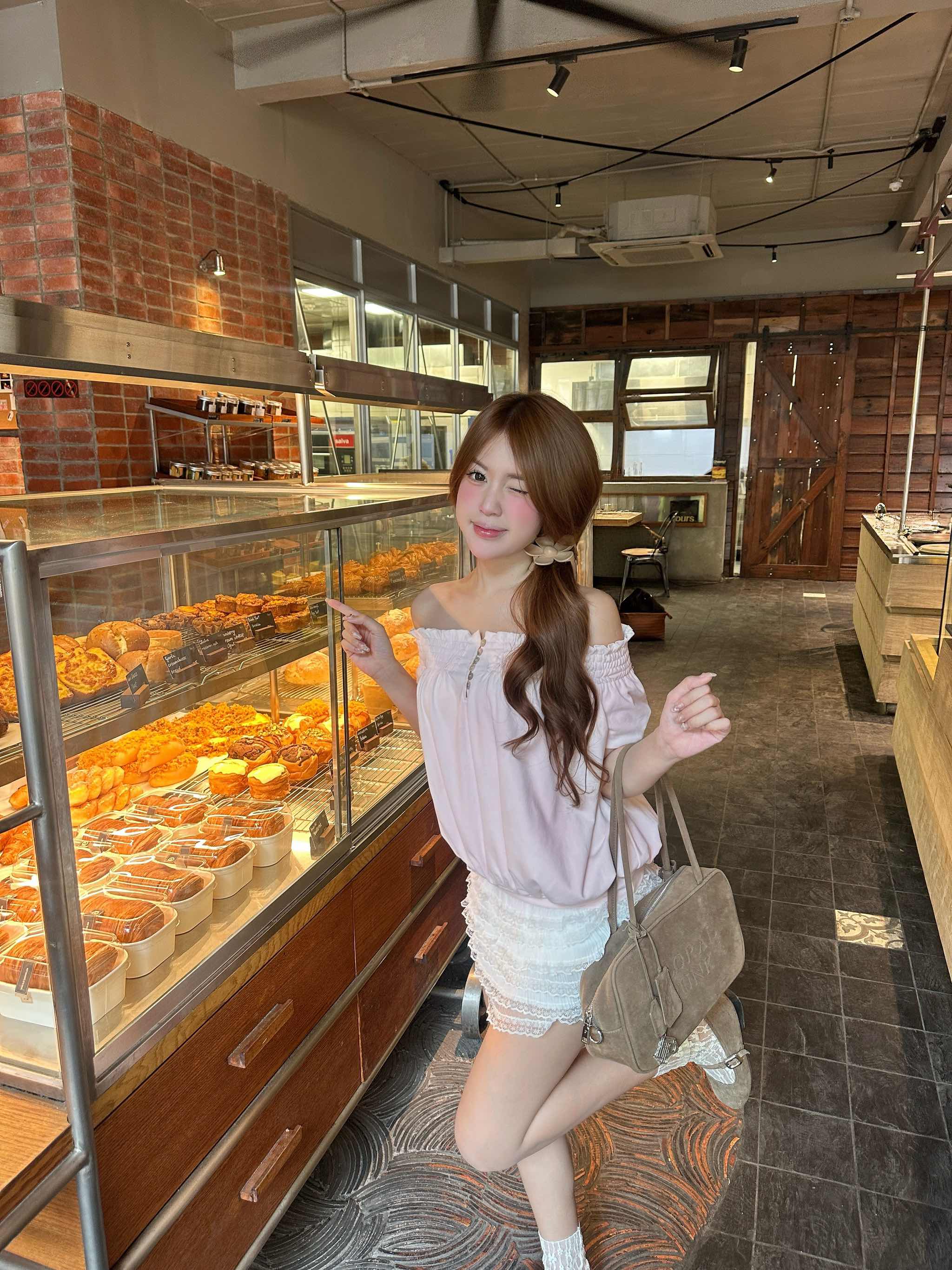 Bomi Top