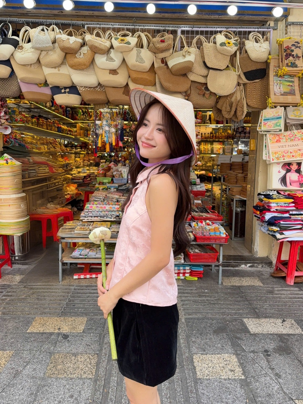 Khuê Vũ halter top