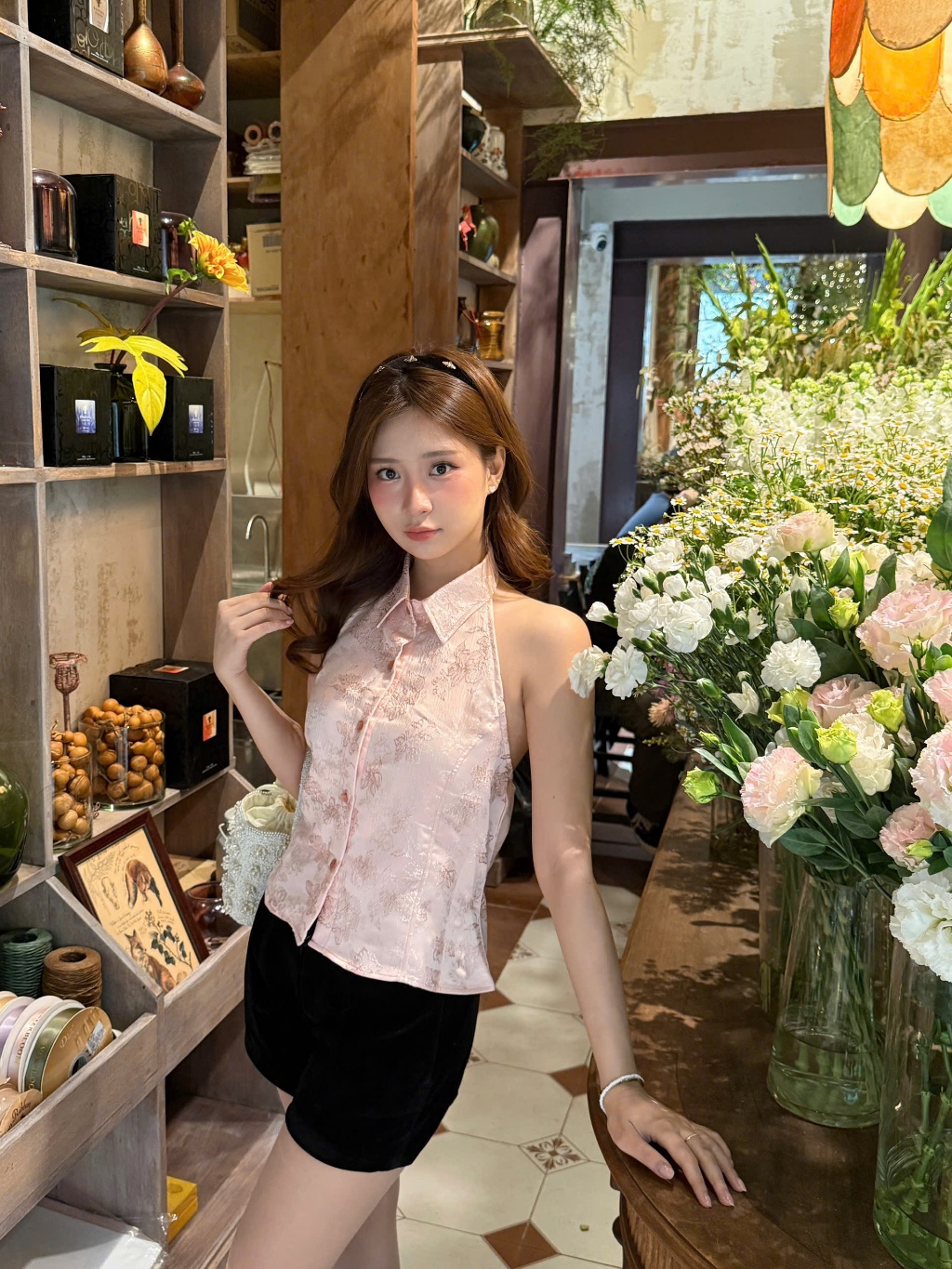 Khuê Vũ halter top