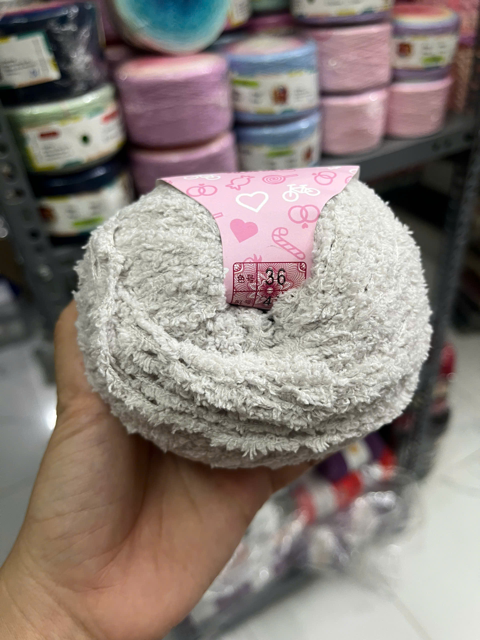 Len bông xù Baby cuộn 50g ( SALE CẮT MÃ)