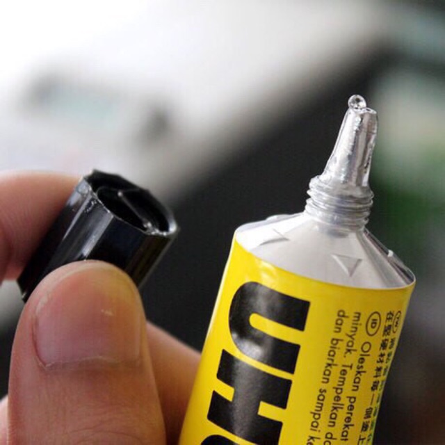 Keo UHU 35ml - Dán nhựa, da, vải...