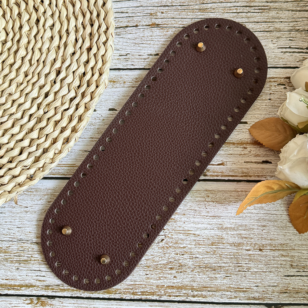 Đế da PU có đục lỗ sẵn kích thước 30*10cm