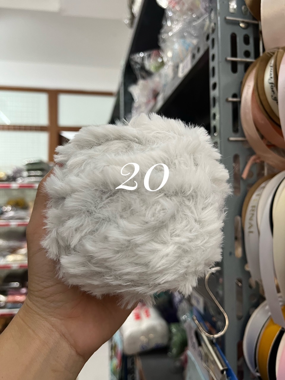 Len lông thỏ siêu mềm mịn cuộn 100g
