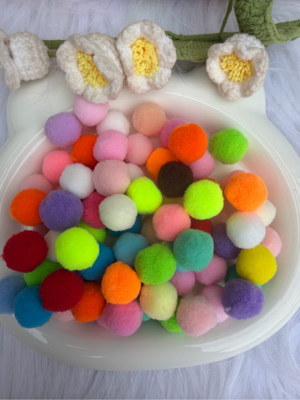 HẠT POM POM