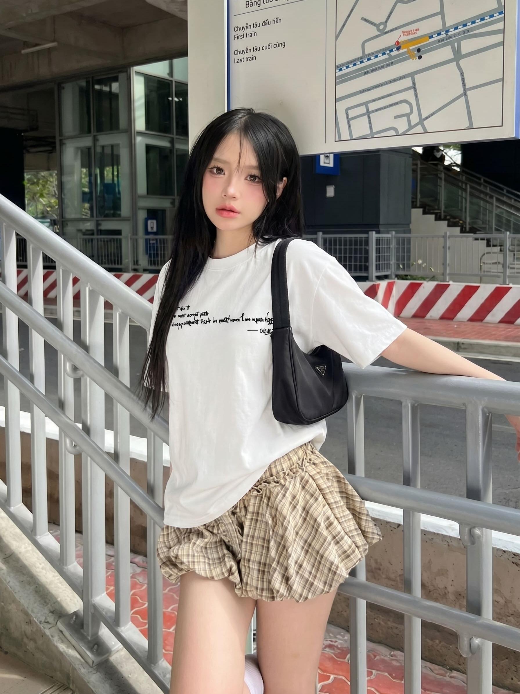 Áo thun boxy streetwear in chữ 100% cotton 250gsm áo phông form rộng nam nữ unisex local brand CLOUDZY JUST