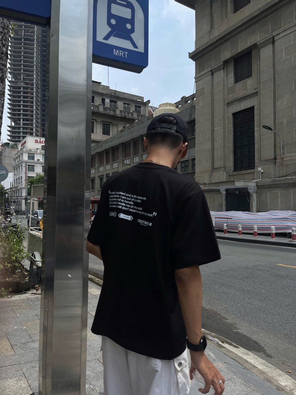 Áo thun nữ nam unisex tay lỡ phông local brand form rộng teen cổ tròn oversize CLOUDZY BE LOVED
