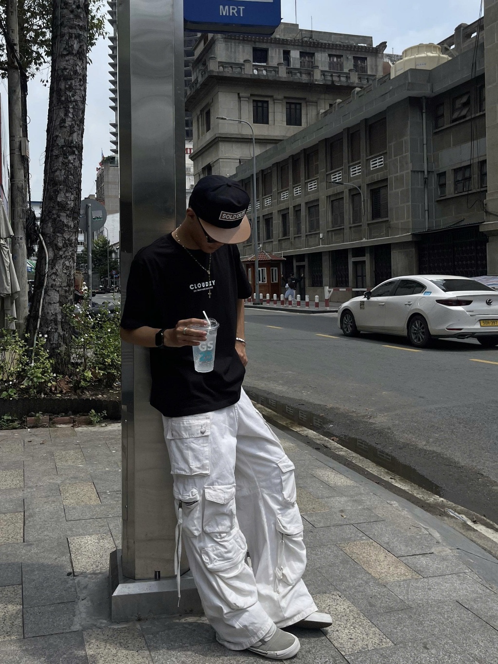Áo thun nữ nam unisex tay lỡ phông local brand form rộng teen cổ tròn oversize CLOUDZY BE LOVED
