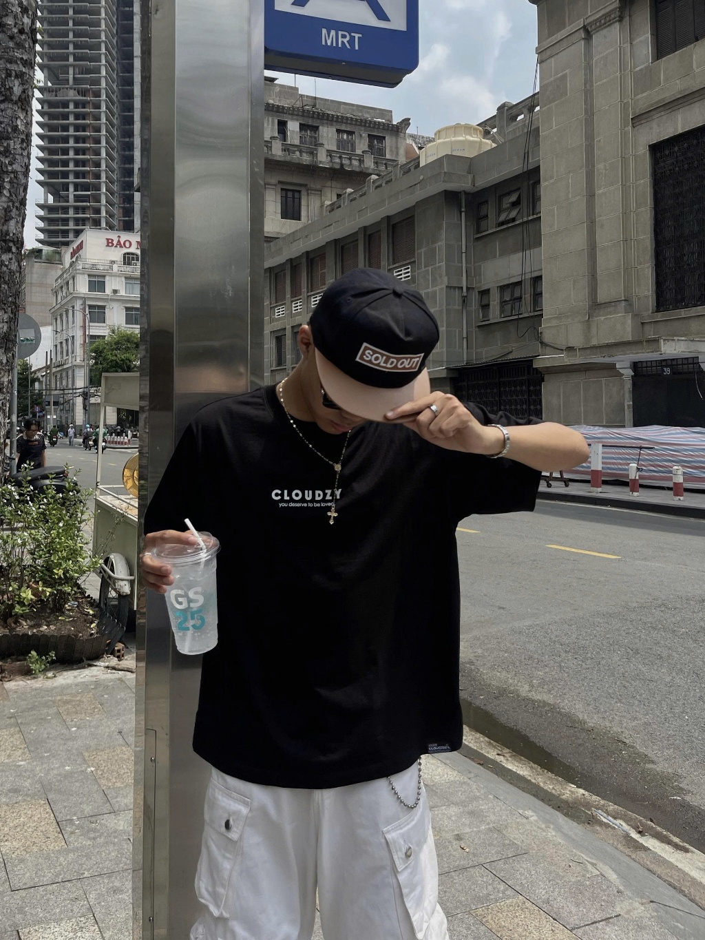 Áo thun nữ nam unisex tay lỡ phông local brand form rộng teen cổ tròn oversize CLOUDZY BE LOVED