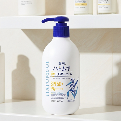 Sữa dưỡng chống nắng trắng da Hatomugi ý dĩ 250ml SPF50+