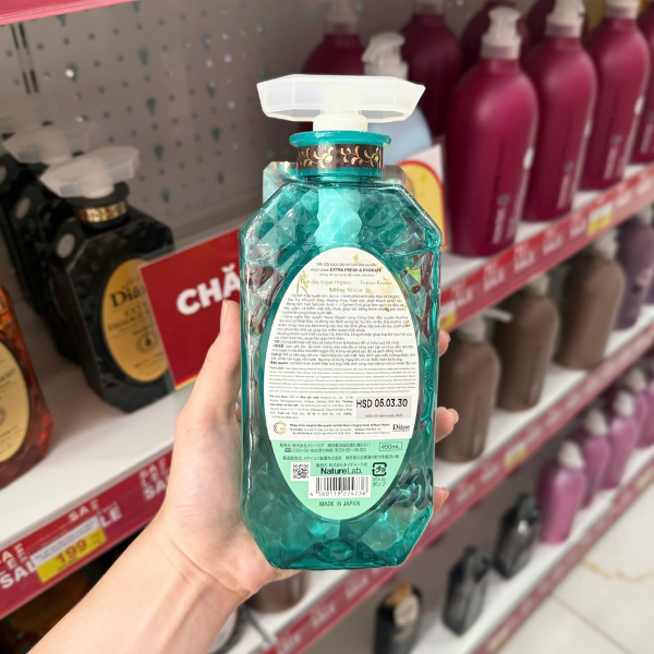 Dầu gội kiểm soát dầu Moist Diane Extra Fresh & Hydrate