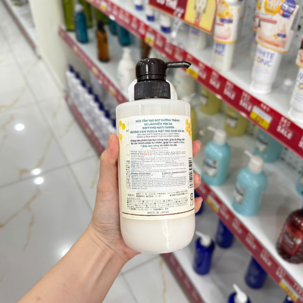 Sữa tắm tạo bọt làm mềm mịn da Softymo Natu Savon chai 500ml (nhiều mùi) (Cam Yuzu và mật ong)